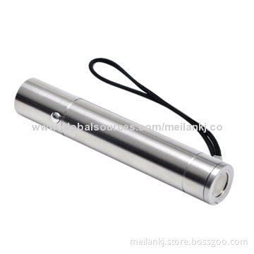 High brightly LED flashlight with power banks, SOS function, range of 1000m